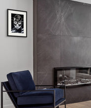 Load image into Gallery viewer, Unison Mars - Black Horse, Dot